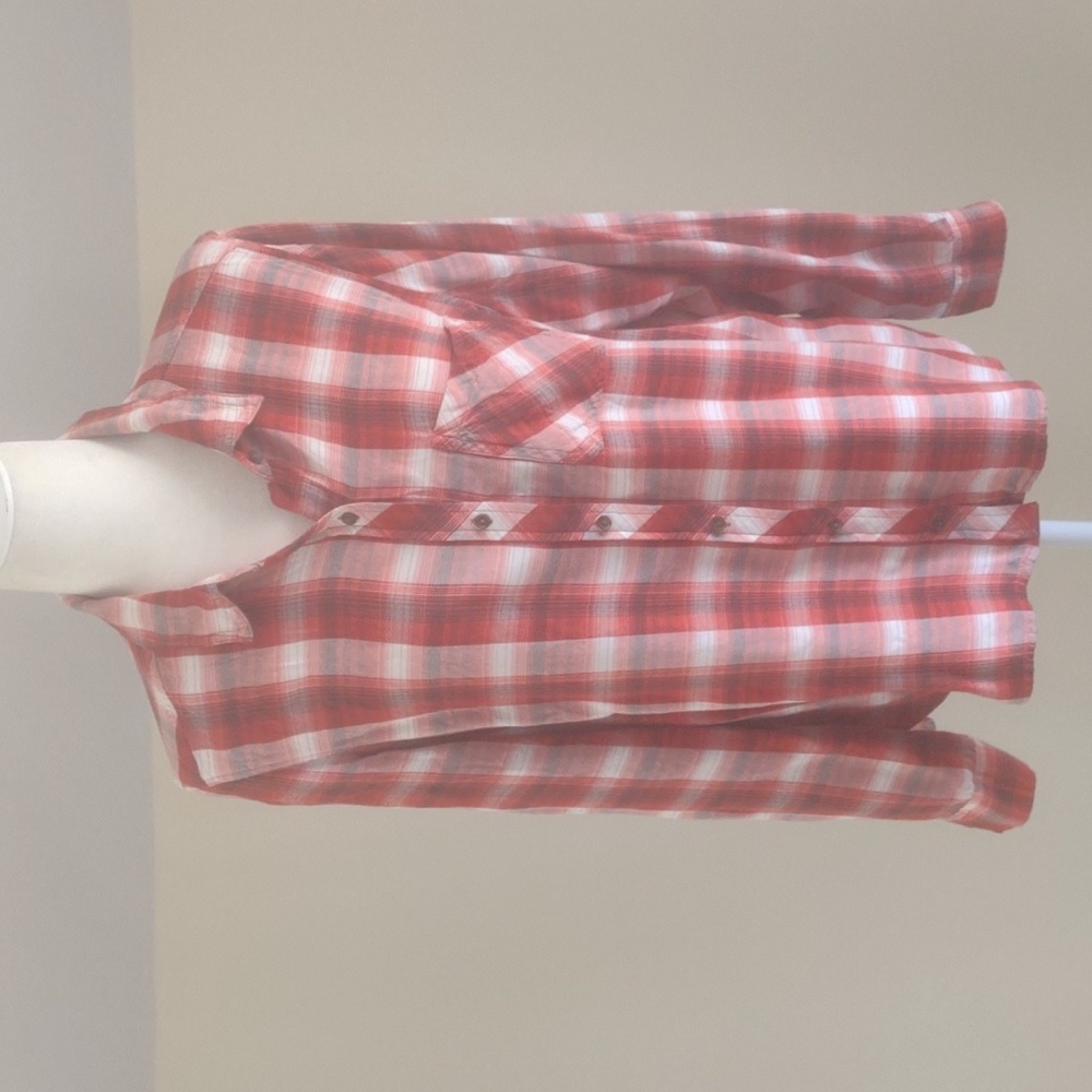 Universal Thread red/ivory plaid long-sleeved button-down rayon shirt Size‎ XL